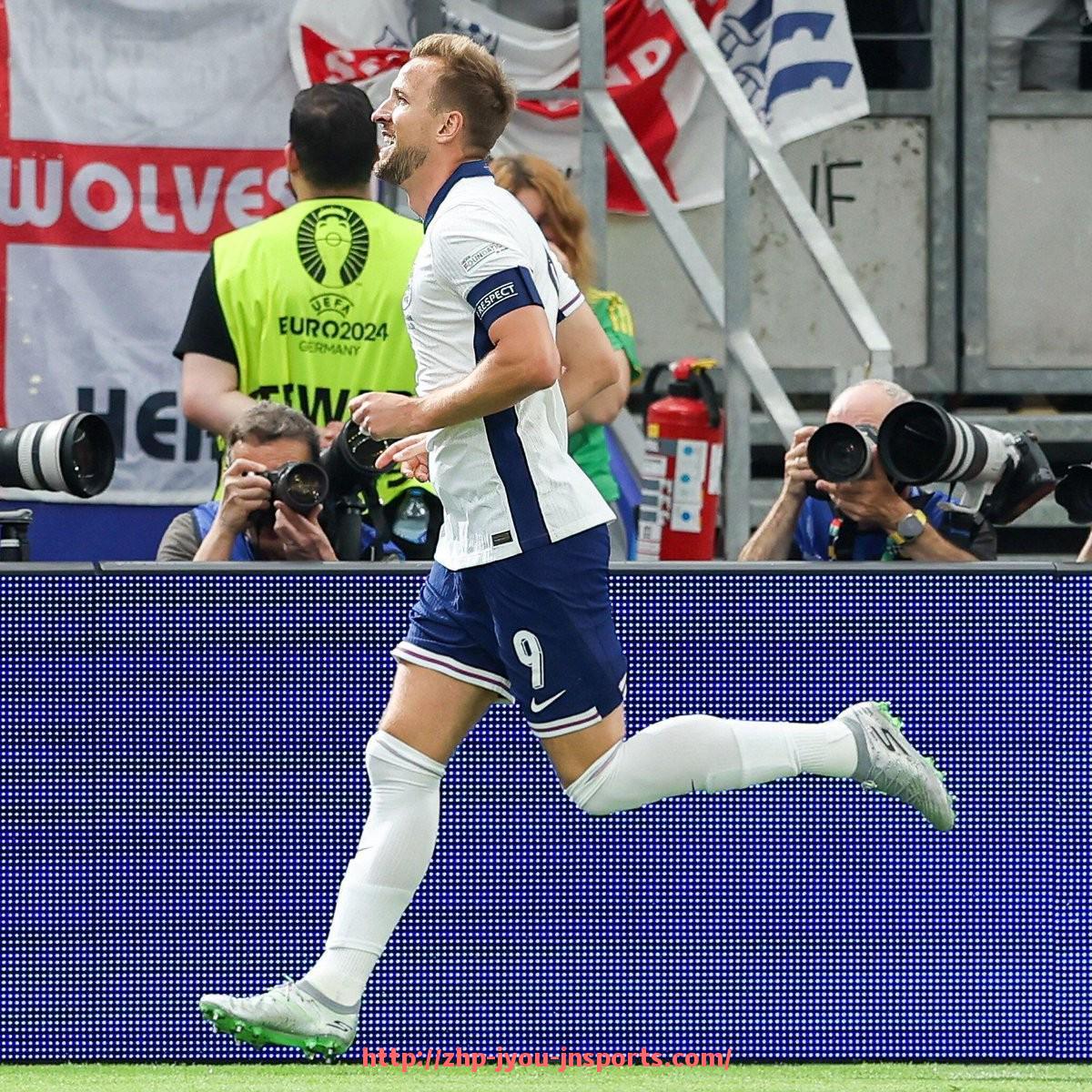 jiuyou九游娱乐-英超孙兴慜职业数据统计与亚洲地位解析