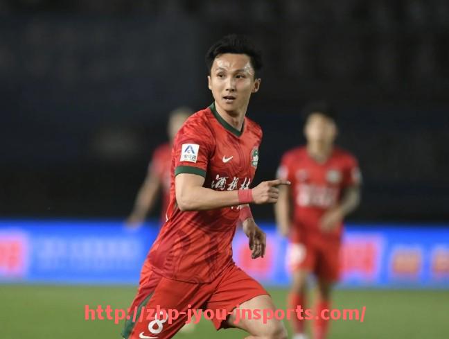 jiuyou九游娱乐-法甲外援对比赛节奏与战术体系的适应性分析